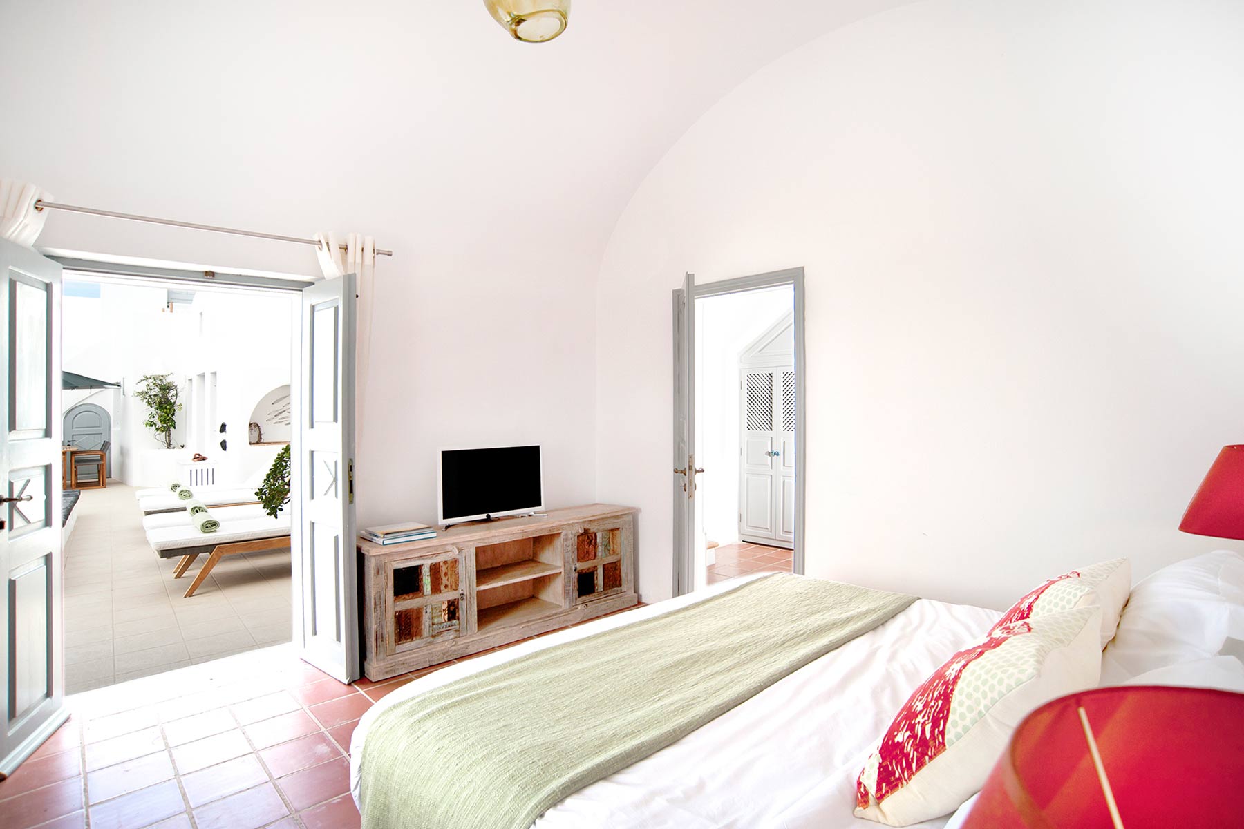 antelmi villa firostefani santorini greece 34