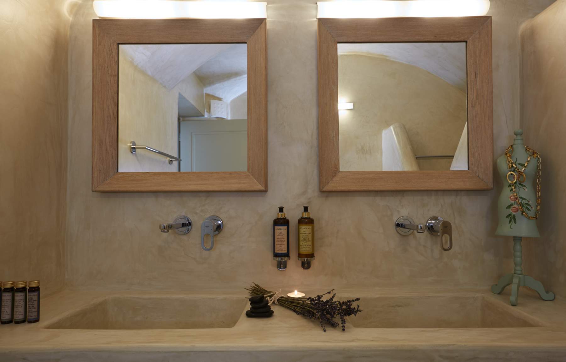 antelmi villa house santorini messaria greece 033